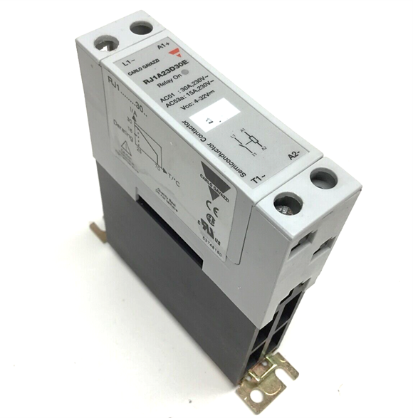 CARLO GAVAZZI RJ1A23D30E Carlo Gavazzi 30 A rms Solid State Relay, Zero Crossing