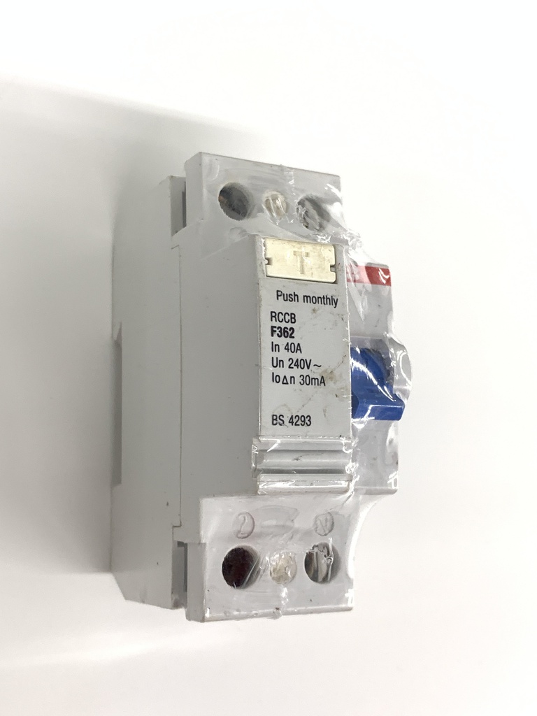 ABB F362-40/0.03 Residual Current-operated Circuit Breakers F 360 and F 370 Rang