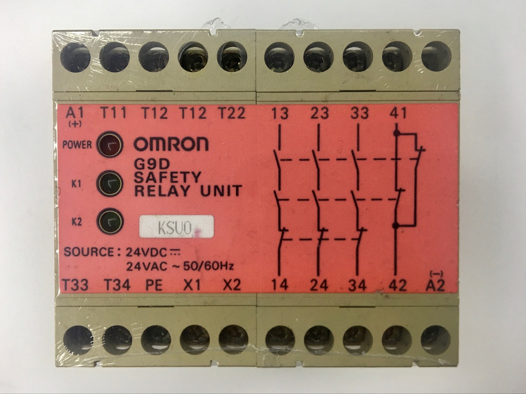 OMRON G9D-301 Safety Relay, 24 V ac/dc, Screw, DIN Rail Mount