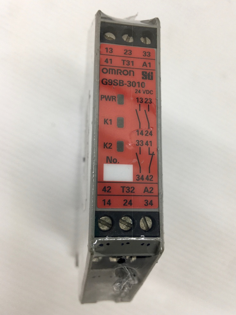 OMRON G9SB-3010 Safety Relay - Dual Channel With 3 Safety Contacts