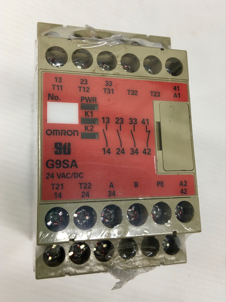 OMRON G9SA-301 RELAY, SAFETY, 3PST-NO