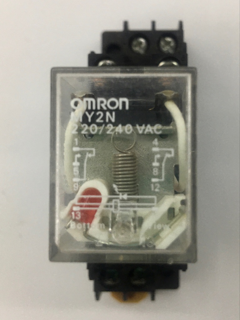 OMRON MY2N AC220/220 [2]  Relay