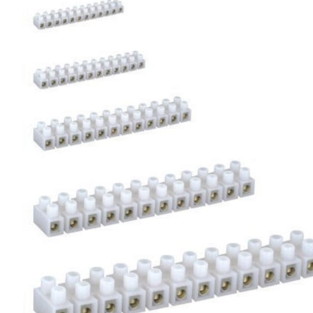 INDUSMART PVC CONNECTOR PA12 (30A)