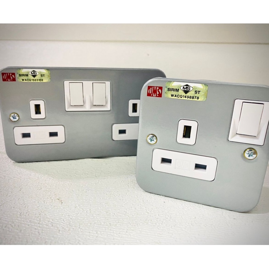 ERA M-13/1GS METALCLAD SWITCHED SOCKET OUTLET